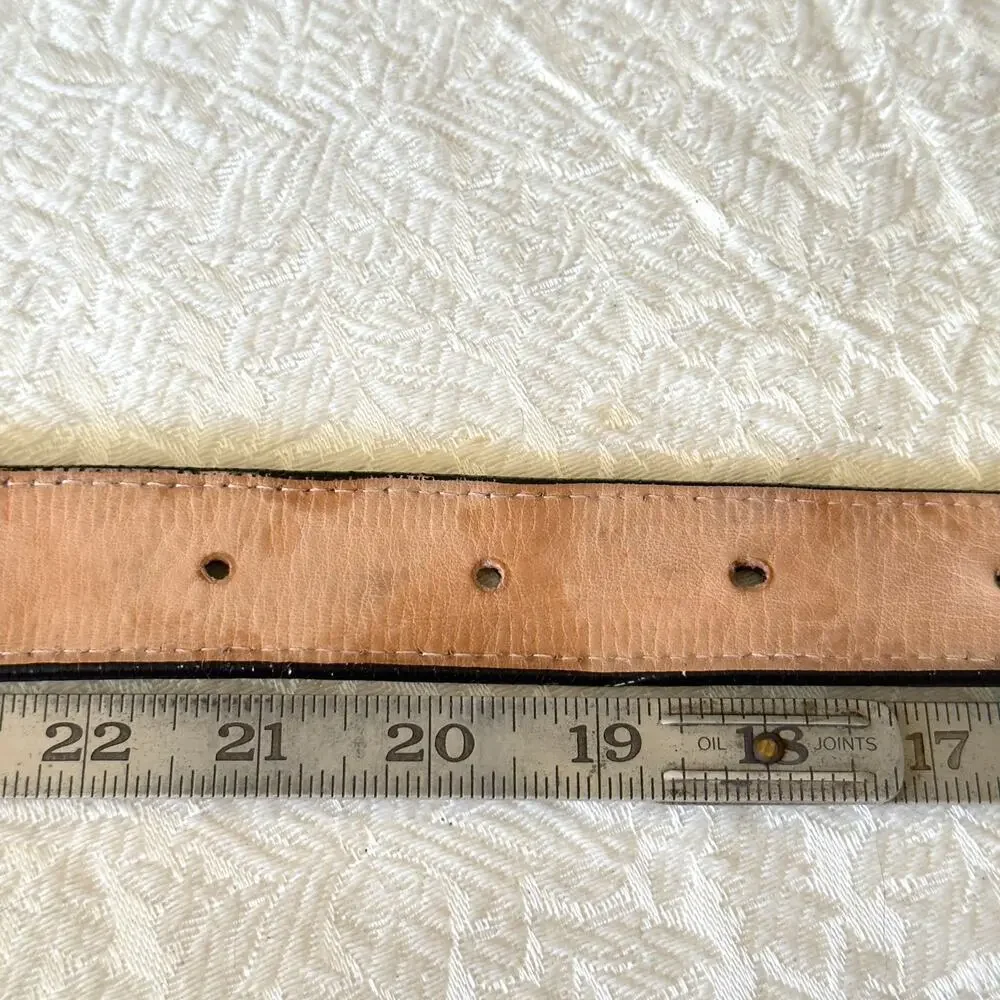 Western Leather & Silk Embroidered Black Belt Mustang Size 20 Youth YAC 1990’s